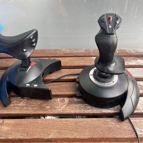 Flight joystick med thrust controller