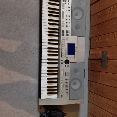 Yamaha PSR-S500