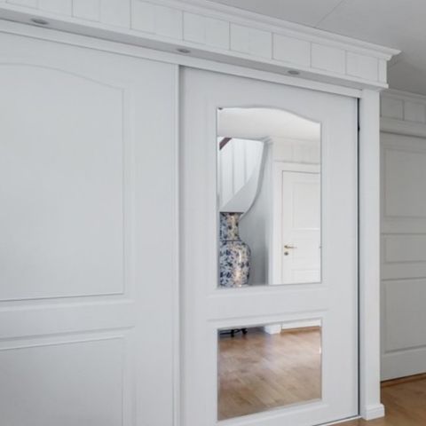 Skyvedørsgarderobe