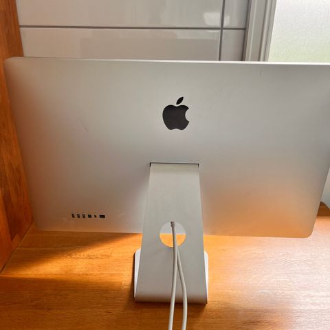 Apple Thunderbolt display 27"