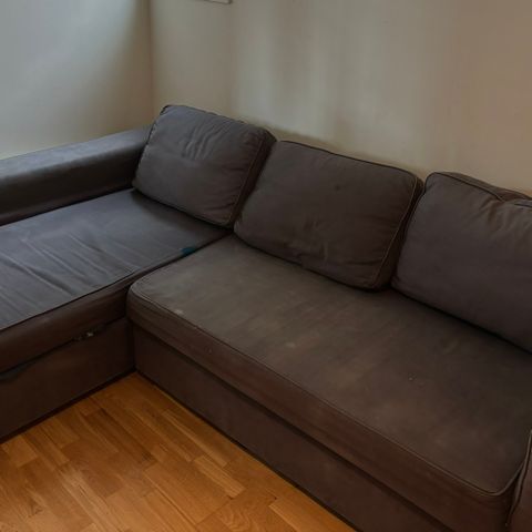 Hjørne sofa, sovesofa gis bort