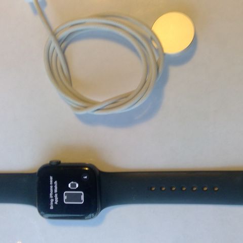 Apple Watch SE 44mm LTE GPS