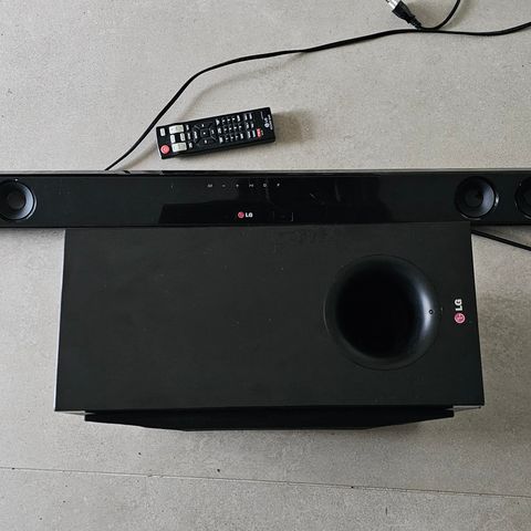 LG NB3530A 360W