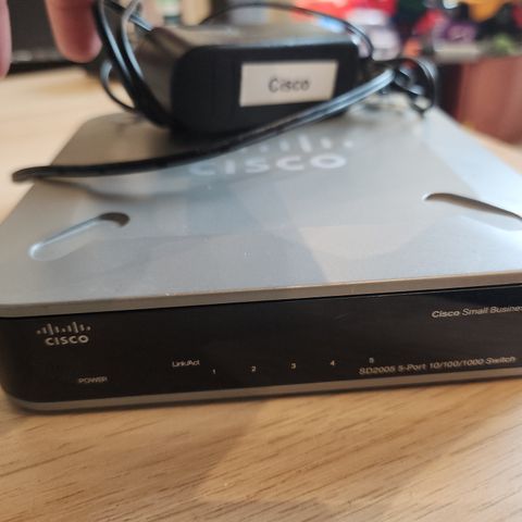 Cisco small business 5 port switch selges