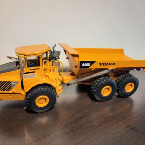 1/87 MOTORART - VOLVO A40D DUMPER