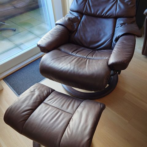 Stressless Reno Lenestol med krakk