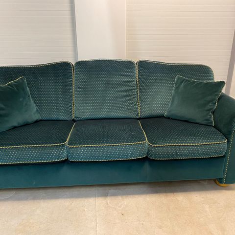 VINTAGE SOFA I SJELDEN FIN STAND! (Kan leveres)