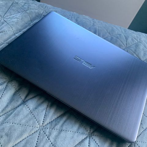 Asus vivobook S14