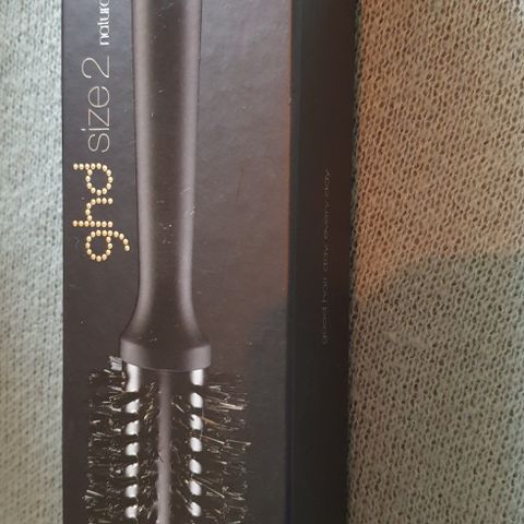 Ghd hårbørste size 2