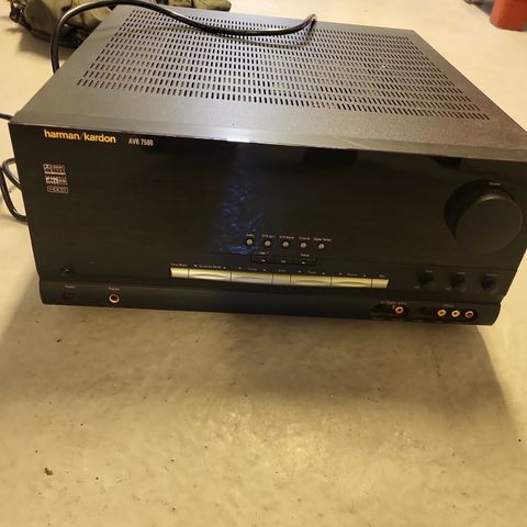 Herman kardon avr 7500