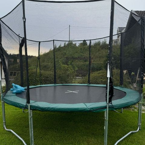 Trampoline