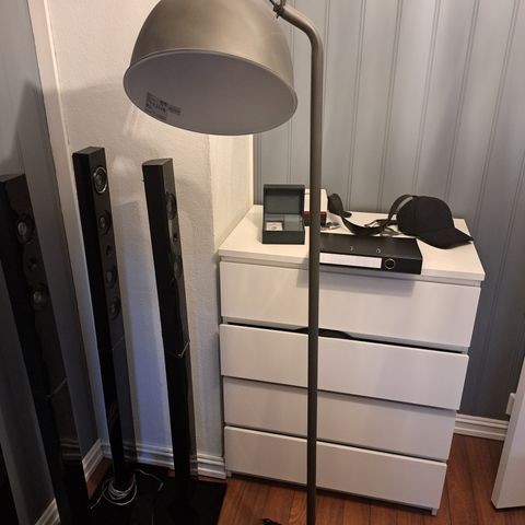 Hektar gulvlampe Ikea