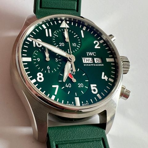 IWC Pilot’s Watch Chronograph 41 med lenke, skinnrem og gummirem