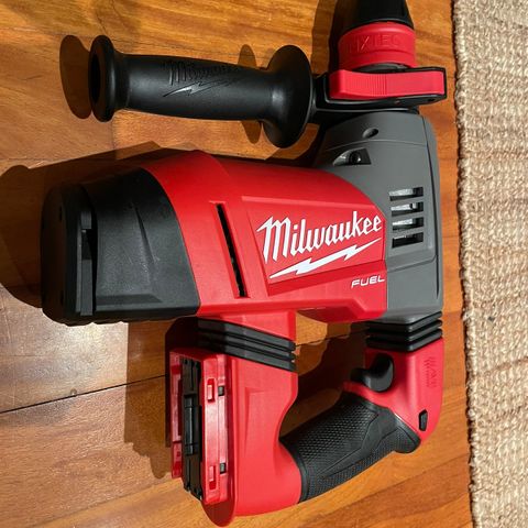 Milwaukee m28 Bor-/Hammer