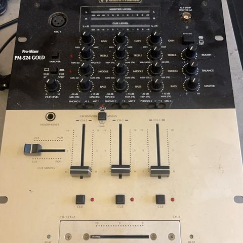 Omnitronic dj mixer