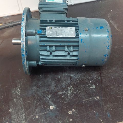 Elektro motor selges 0.94 kw