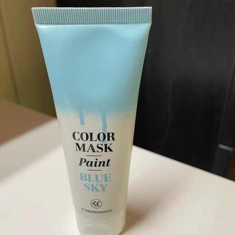 Color mask sky blue