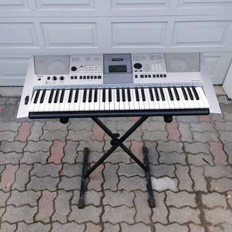 Yamaha keyboard