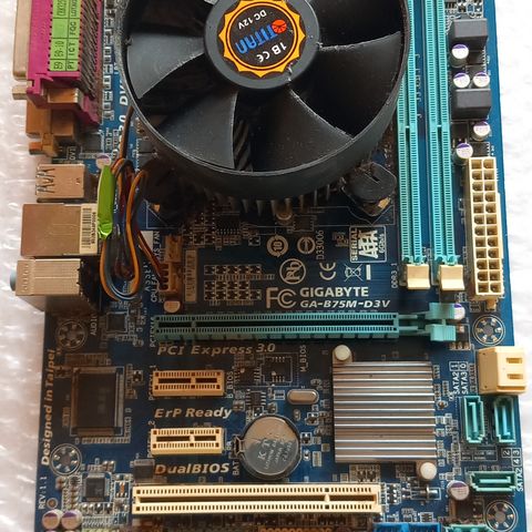 Motherboard med Intel CPU