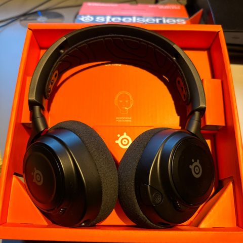 Steelseries Arctis Nova 7 wireless