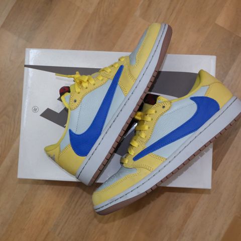 Nike Air Jordan 1 Retro Low OG SP Travis Scott "Canary"