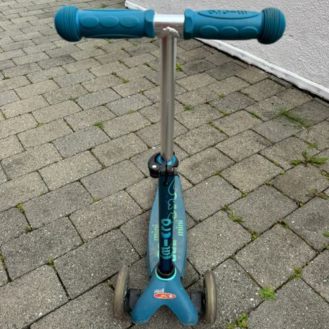 Mini Deluxe Scooter Aqua