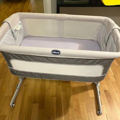 Chicco bedside crib og babynest mm