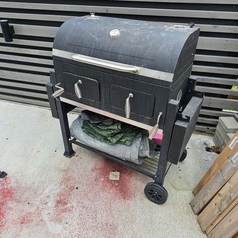 Stor kullgrill grillchef