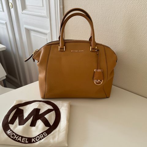 Michael Kors Campbell large Leather Satchel