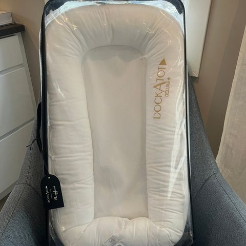 Babynest/ Dockatot