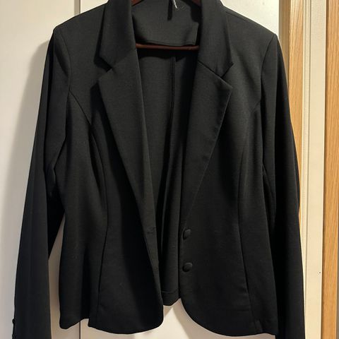 Blazer fra Freequent, str xl, til salgs