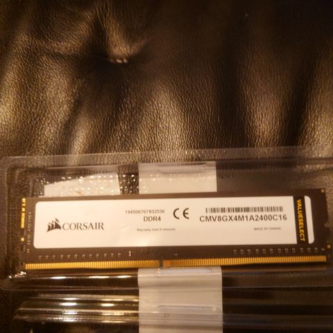 Corsair Ddr4 8gb 2400mhz