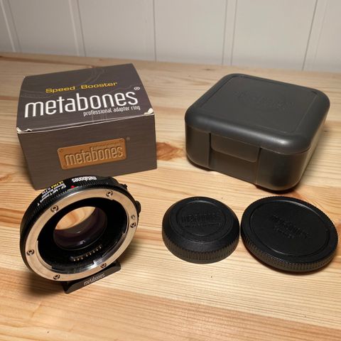 Metabones Speed Booster Ultra 0.71x EF til M43