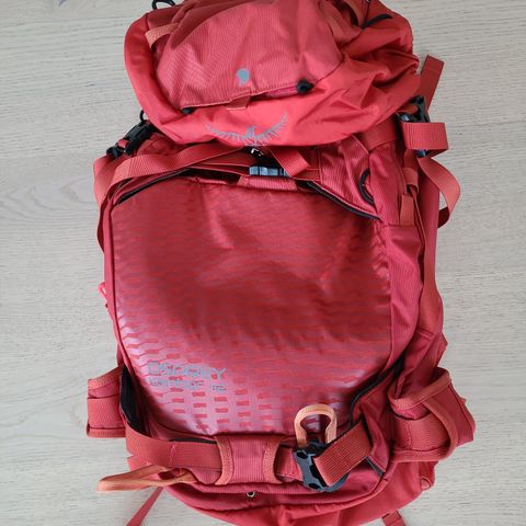 Osprey Kamber 42 S/M (16-20in)