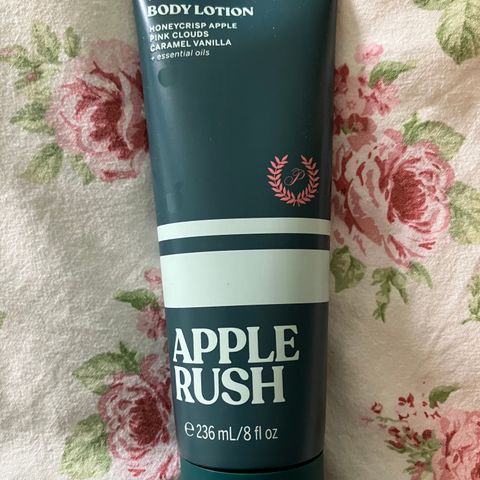 Bodylotion ny uåpnet fra Victorias Secret PINK selges 160,-