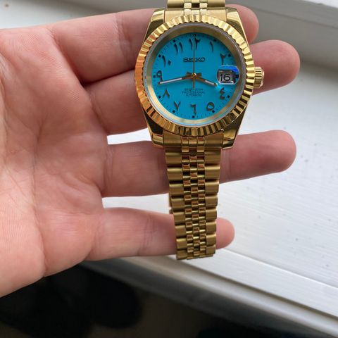 Seiko (seikojust) mod selges billig.