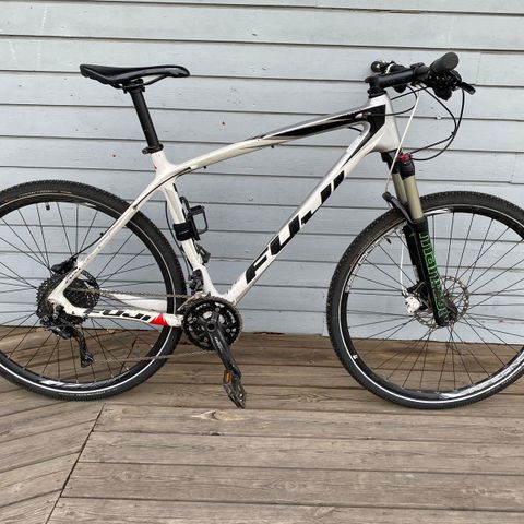 Fuji SLM 2.3 Carbon 29er