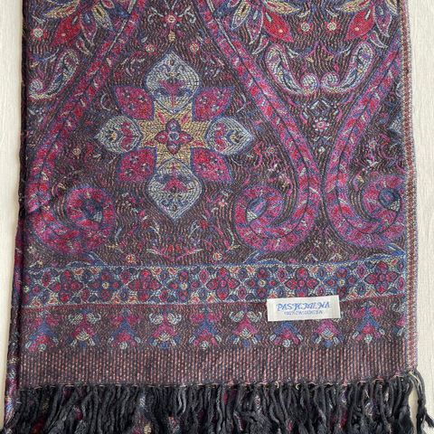 100 % Pashmina skjal/ skjerf til kr 100 pr. stk.