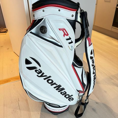 Taylormade R11s golfbag