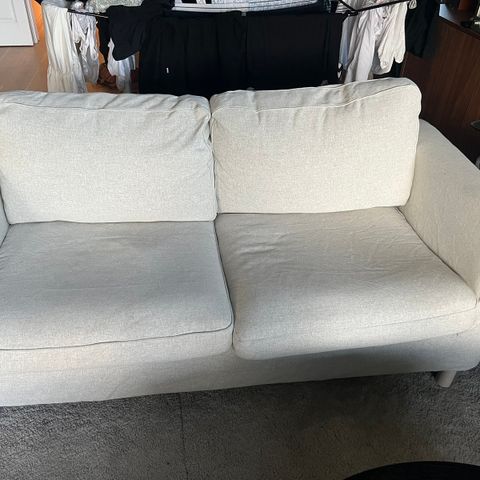 Fin 2 seters sofa