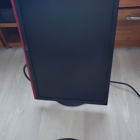 AOC 144Hz skjerm