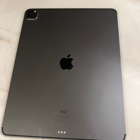 iPad Pro 12,9" 128 GB (4th gen)