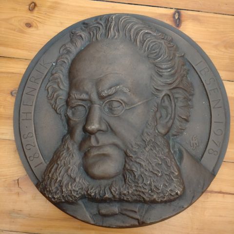 Henrik Ibsen plakett i bronse