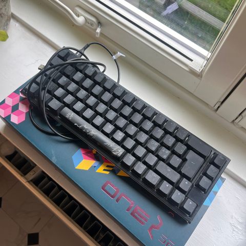 Ducky one SF 2 65% - CHERRY MX SPEED SILVER