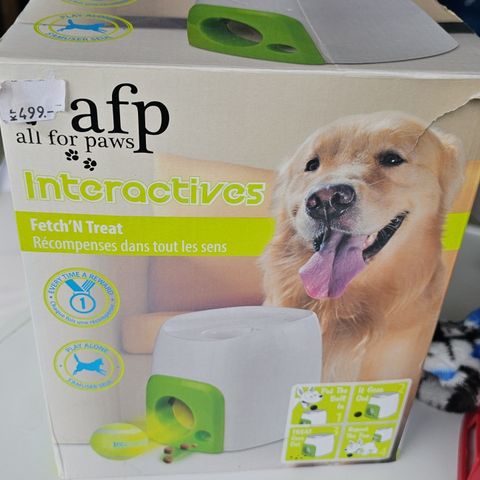 Afp interactive fetch'N treats