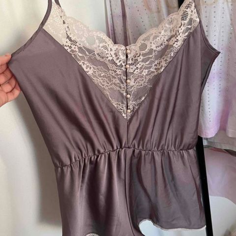 Lilla bodysuit