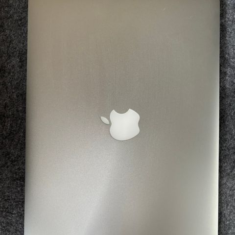 Apple MacBook Air