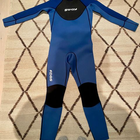 Våtdrakt/wetsuit for dame, som ny