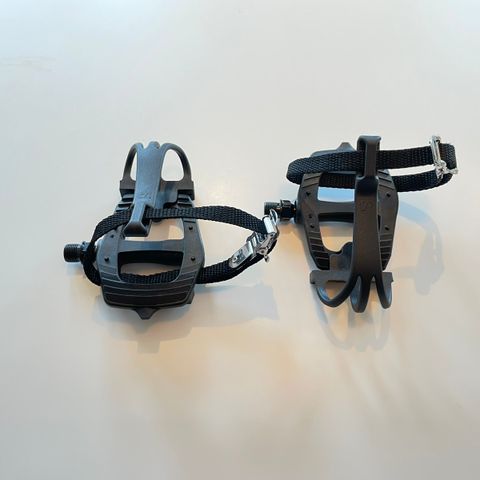 VP Components 335T Touring Pedals