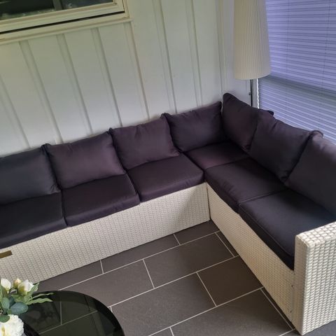 Hagemøbler/ utesofa